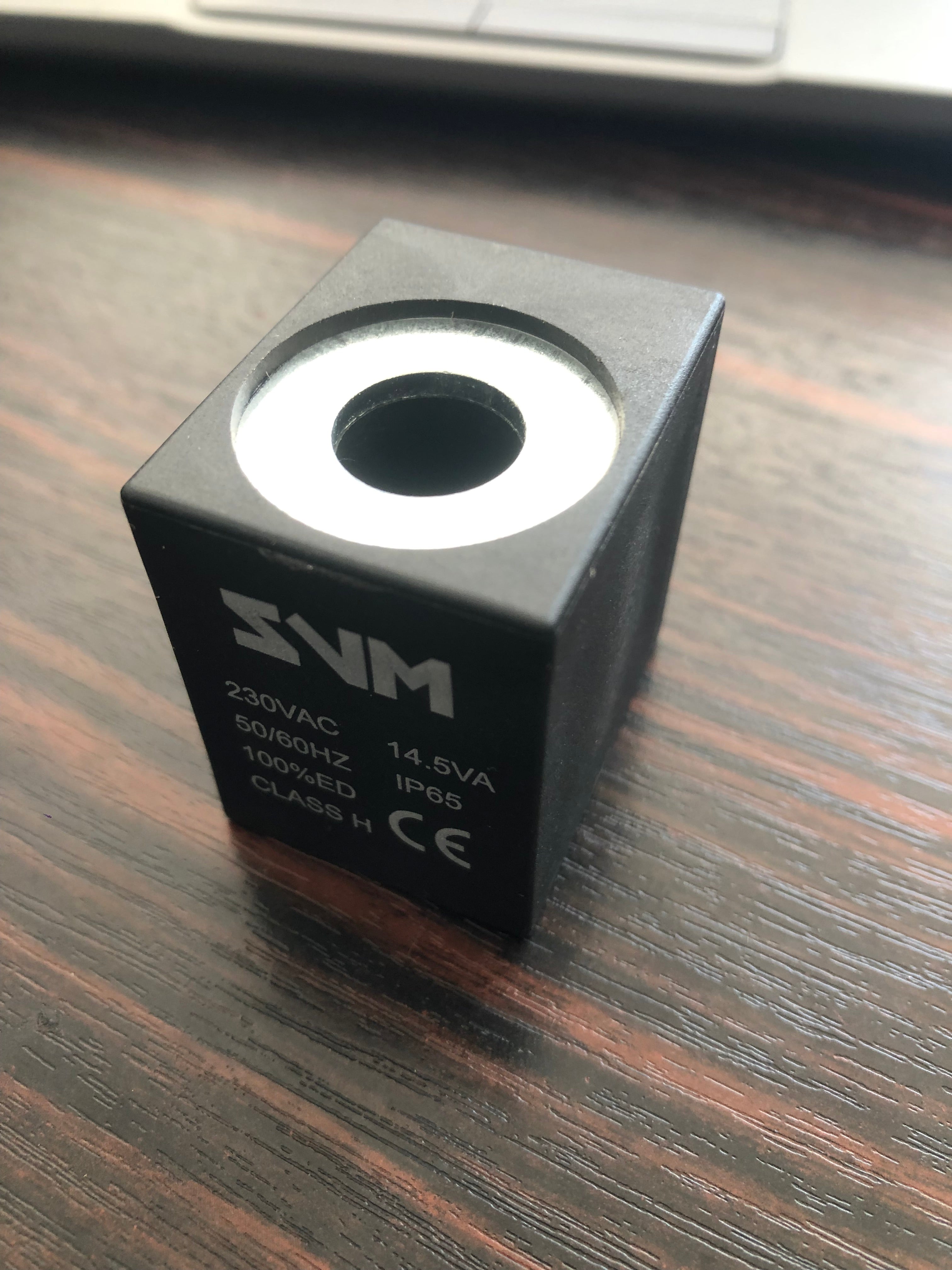 Bobina 230V 8W 50Hz – Foro Passante Ø13,5 mm per Elettrovalvola CEME