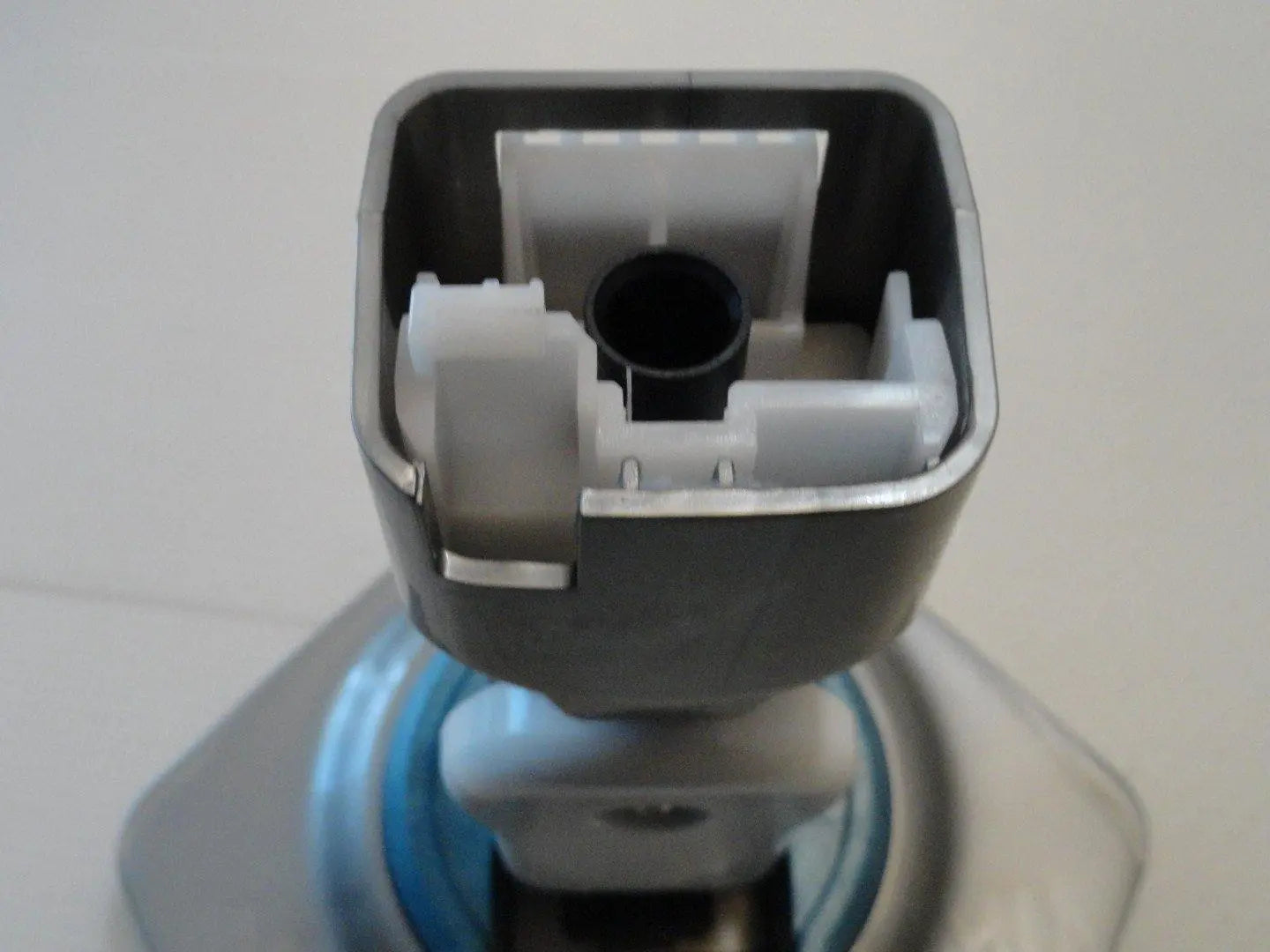 mini spazzola pulente triangolare per scopa a vapore  black + decker BLACK+DECKER