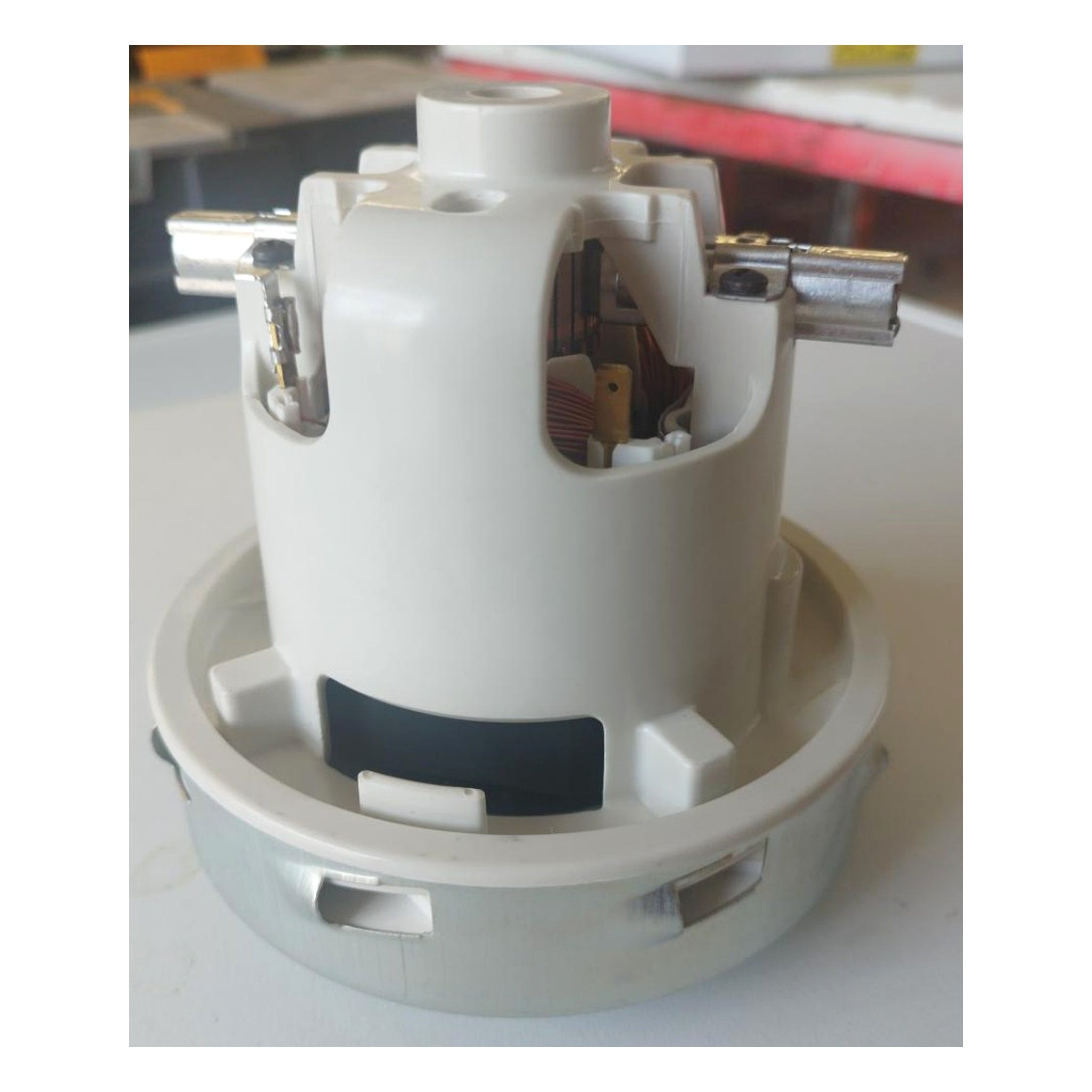 Motore aspirapolvere Ametek 6110820033 064200027 – vista laterale